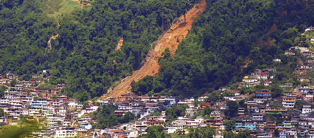 desastre ambiental em Angra dos Reis