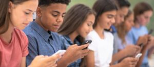 Celular para uso pedagógico em sala de aula