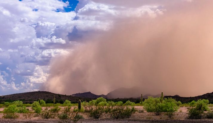 Tempestade de areia causa estragos nos Estados Unidos