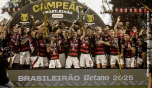 Depois da Libertadores, Flamengo conquista Brasileirão