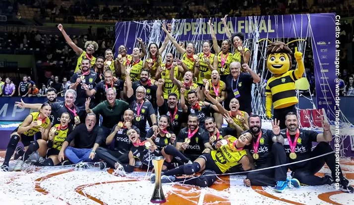 Praia Clube vence Superliga Feminina de vôlei