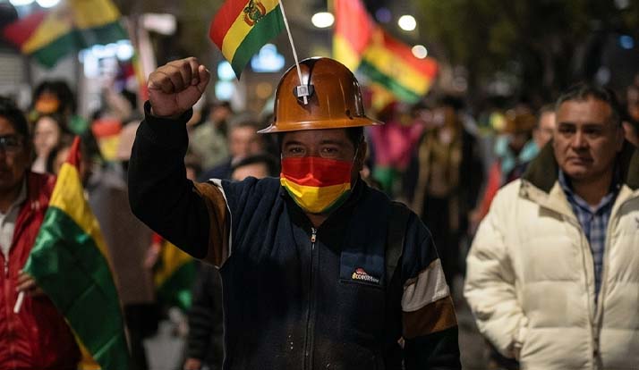 Bolívia enfrenta segundo mês de protestos