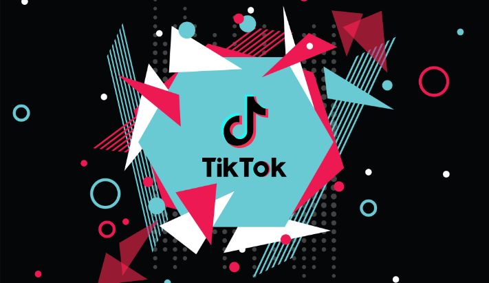 TikTok é multado por falhas na proteção de adolescentes no Brasil